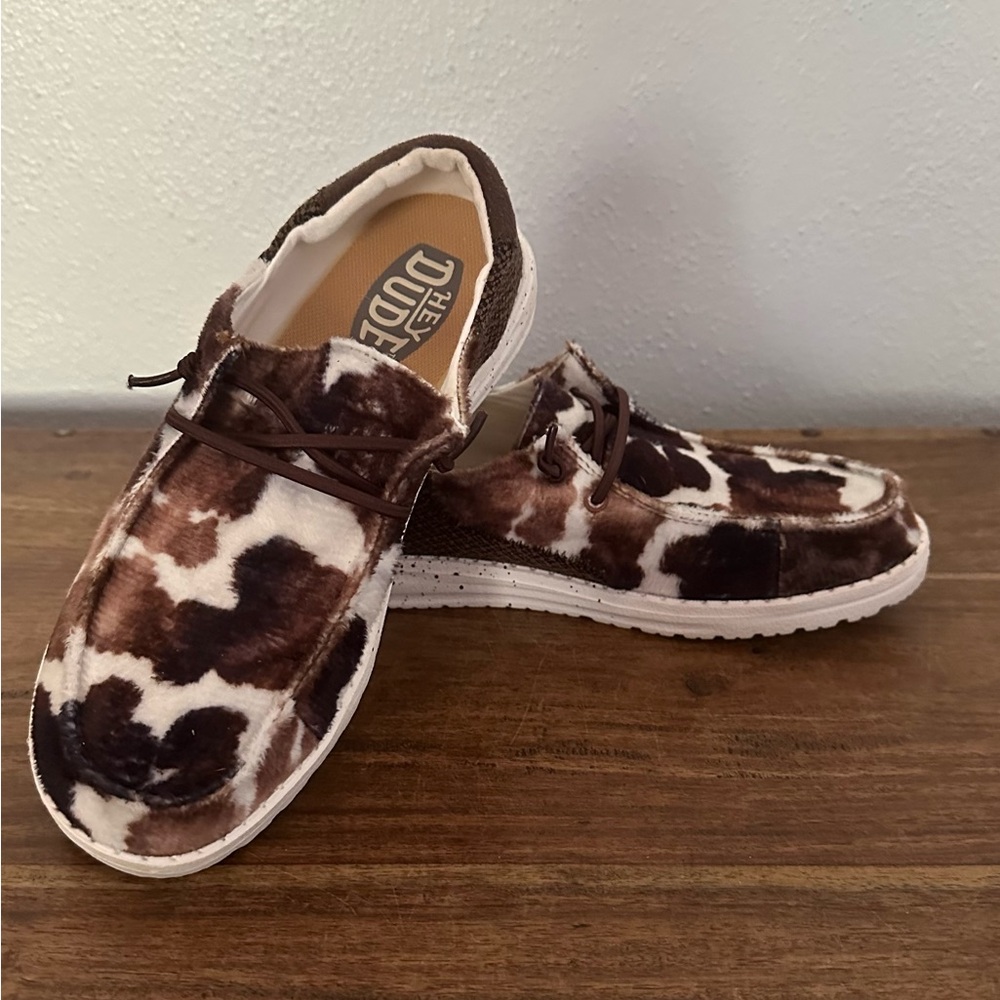 Hey Dude Brown Loafers Size 7. Excellent condition